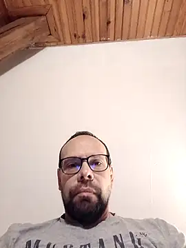 Snapshot of calofarru chatting on 12, 2, 2026 calofarru online show from 12, 2, 2026
