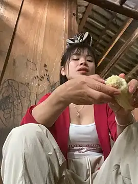 Snapshot of One-nice chatting on 24, 10, 2025 One-nice online show from 24, 10, 2025