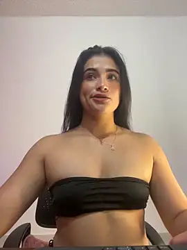 alice shyness online show from 17, 10, 2025