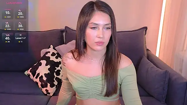 CarolineGuthrie online show from 30, 11, 2025