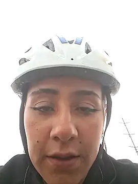 CAROLINE  07 online show from 8, 3, 2026