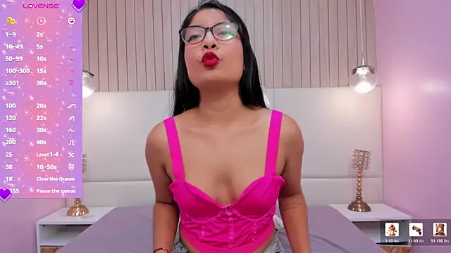 Snapshot of MelanyWayne_ chatting on 6, 7, 2026 MelanyWayne online show from 6, 7, 2026