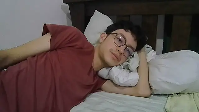 Snapshot of Kevintdx chatting on 7, 11, 2025 Kevintdx online show from 7, 11, 2025