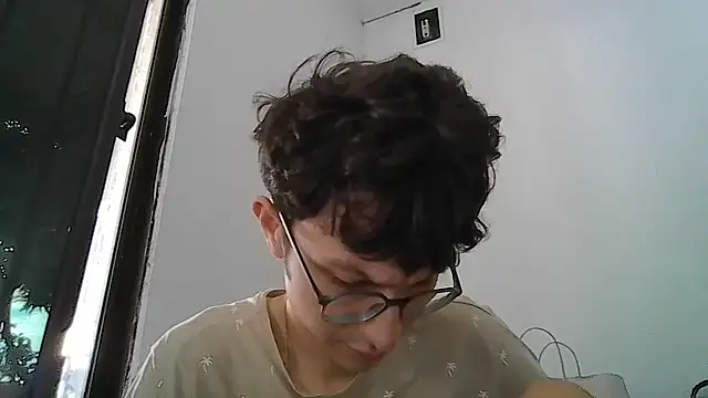 Snapshot of Kevintdx chatting on 25, 11, 2025 Kevintdx online show from 25, 11, 2025