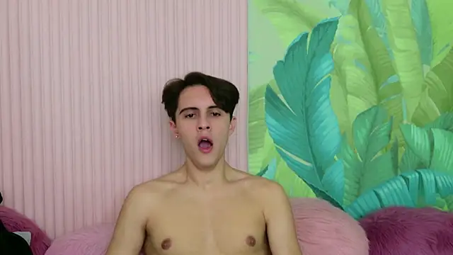 Snapshot of Jefrey_Carter chatting on 14, 10, 2025 Jefrey Carter online show from 14, 10, 2025