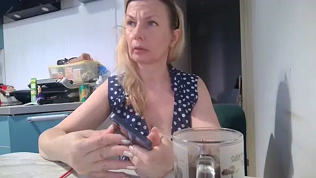Snapshot of Sweetmurrr chatting on 1, 7, 2026 Sweetmurrr online show from 1, 7, 2026