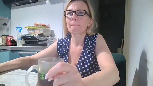 Snapshot of Sweetmurrr chatting on 18, 6, 2026 Sweetmurrr online show from 18, 6, 2026