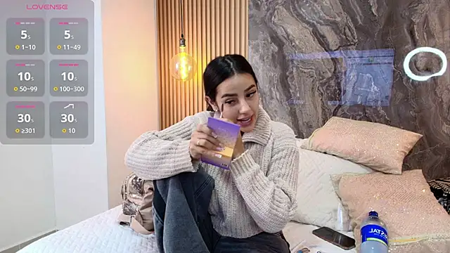 Alana-Jones online show from 30, 10, 2025