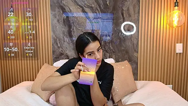 Snapshot of Alana-Jones chatting on 2, 10, 2025 Alana-Jones online show from 2, 10, 2025