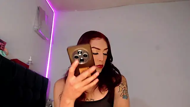 Megan Gil  online show from 7, 3, 2026