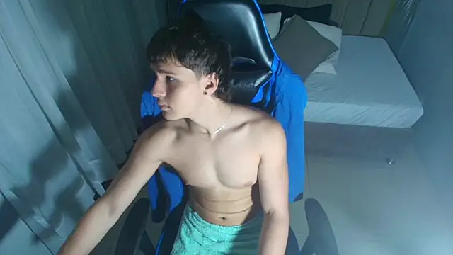 SEXYBOY VC online show from 6, 10, 2025
