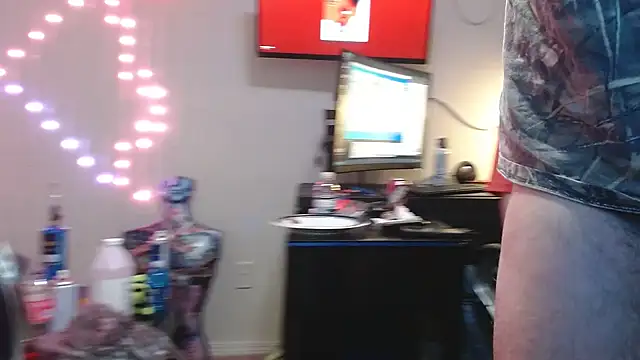 TypicalDepot5 online show from 21, 12, 2025