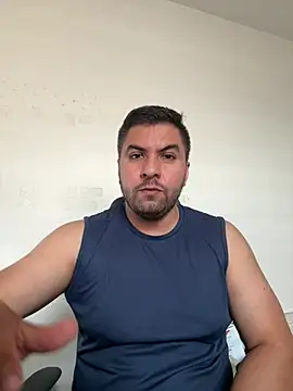 raulgzz4 online show from 26, 6, 2026