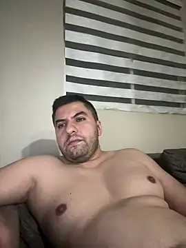 raulgzz4 online show from 23, 6, 2026