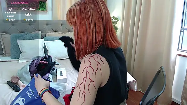 zohet kriss online show from 11, 11, 2025