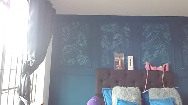 zohet kriss online show from 10, 3, 2026