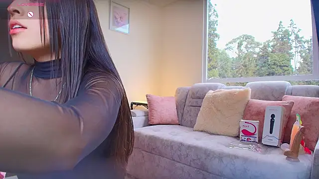 Snapshot of Kim_Tyler chatting on 29, 10, 2025 Kim Tyler online show from 29, 10, 2025