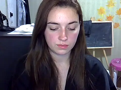 Snapshot of daniella_brun chatting on 18, 10, 2025 daniella brun online show from 18, 10, 2025