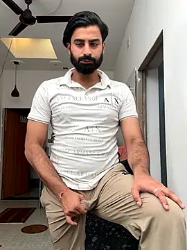 hottestboy03 online show from 28, 10, 2025