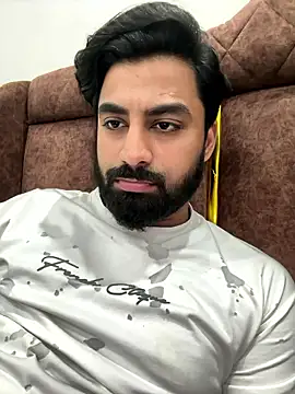 hottestboy03 online show from 13, 1, 2026