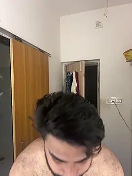 hottestboy03 online show from 17, 6, 2026