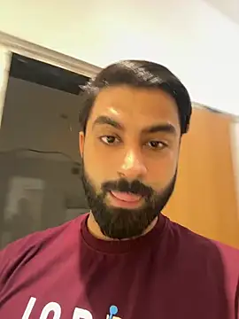 hottestboy03 online show from 20, 5, 2026