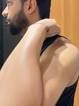 hottestboy03 online show from 29, 5, 2026
