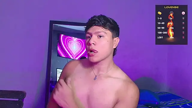 Snapshot of Alejandro_Vt chatting on 9, 1, 2026 Alejandro Vt online show from 9, 1, 2026