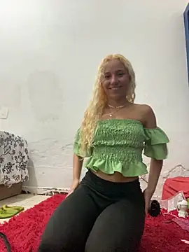 Snapshot of Bruna551 chatting on 8, 3, 2026 Bruna551 online show from 8, 3, 2026