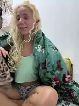 Snapshot of Bruna551 chatting on 12, 3, 2026 Bruna551 online show from 12, 3, 2026