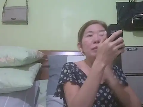 Sexyjenny4u online show from 20, 4, 2026