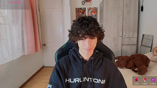 Nude Boy18 online show from 22, 12, 2025