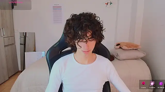 Nude Boy18 online show from 13, 2, 2026