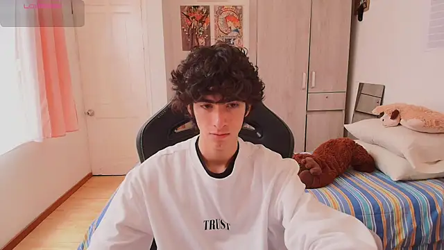 Nude Boy18 online show from 9, 4, 2026