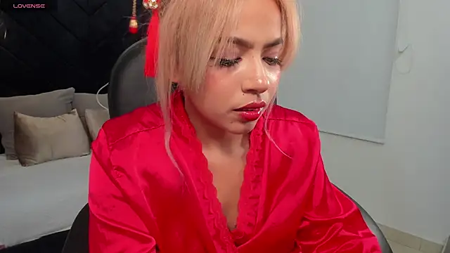 momo ayasse online show from 11, 2, 2026