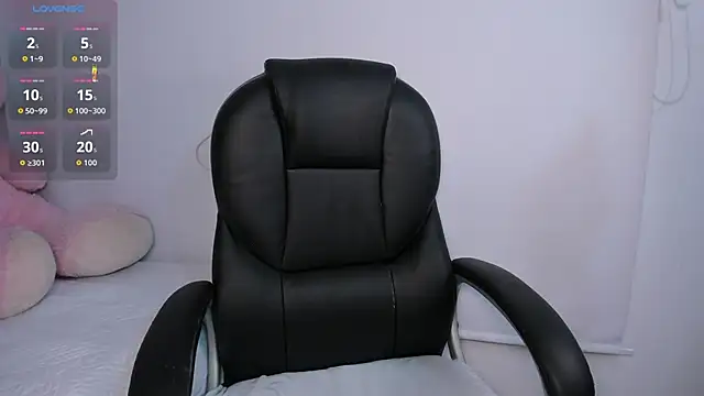 momo ayasse online show from 13, 3, 2026