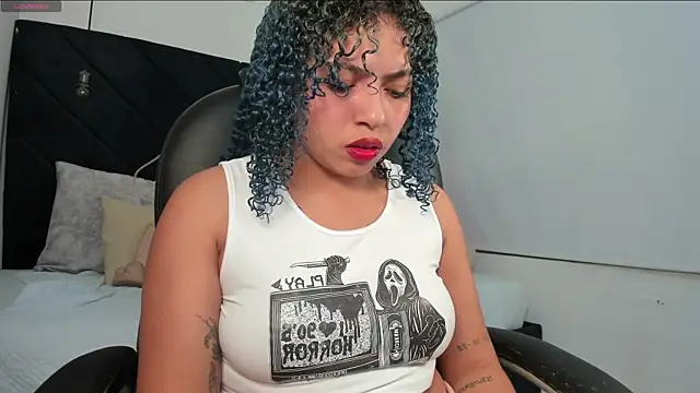 momo ayasse online show from 1, 6, 2026
