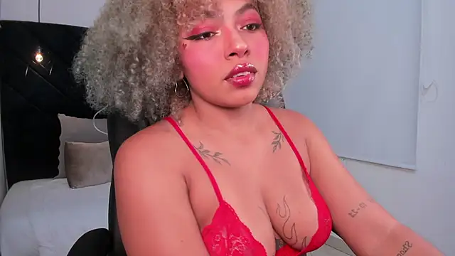 momo ayasse online show from 15, 2, 2026