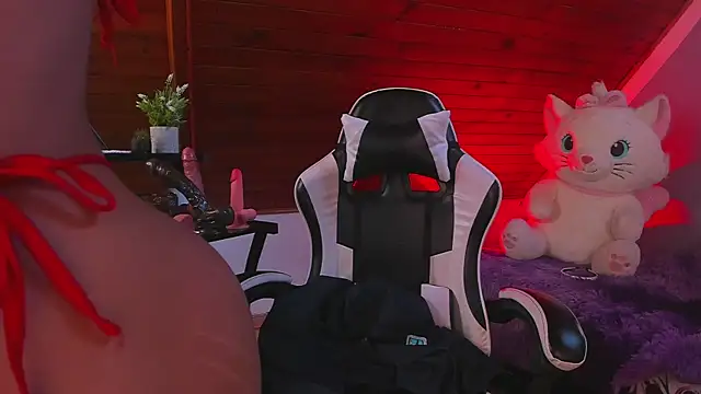 yumi hanna online show from 28, 11, 2025