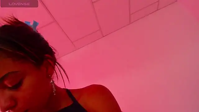 yumi hanna online show from 18, 3, 2026