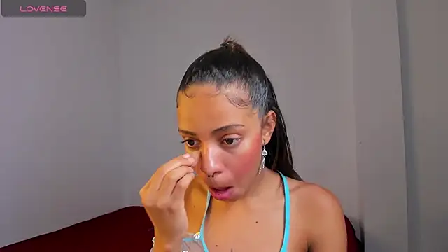 yumi hanna online show from 9, 3, 2026