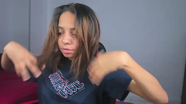 yumi hanna online show from 27, 3, 2026