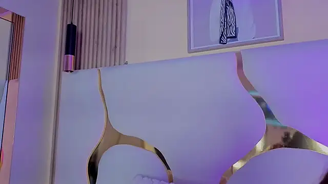 Snapshot of SofiJones_ chatting on 3, 6, 2026 SofiJones online show from 3, 6, 2026