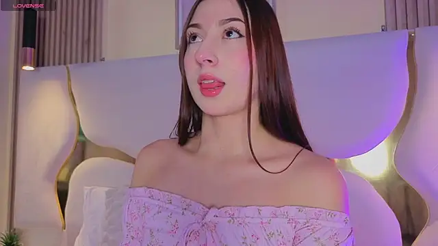 SofiJones  online show from 10, 1, 2026