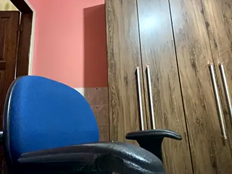 lucioliveira online show from 16, 10, 2025