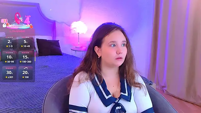 VelvetVixenCute online show from 15, 9, 2025
