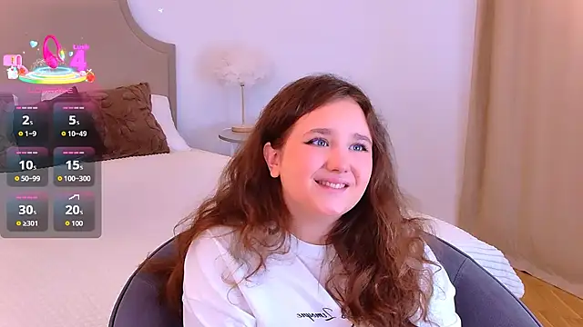 VelvetVixenCute online show from 21, 9, 2025