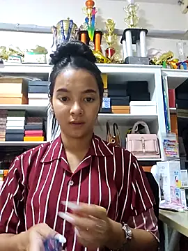 Natural Asian Girl online show from 30, 9, 2025