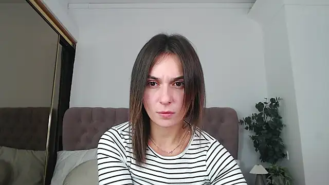 Little mia   online show from 30, 11, 2025