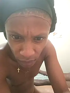 shemale fantasyXX online show from 1, 11, 2025